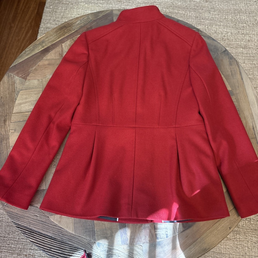Women's Red Banana Republic Italian Wool Coat Size Medium - Picture 4 of 7